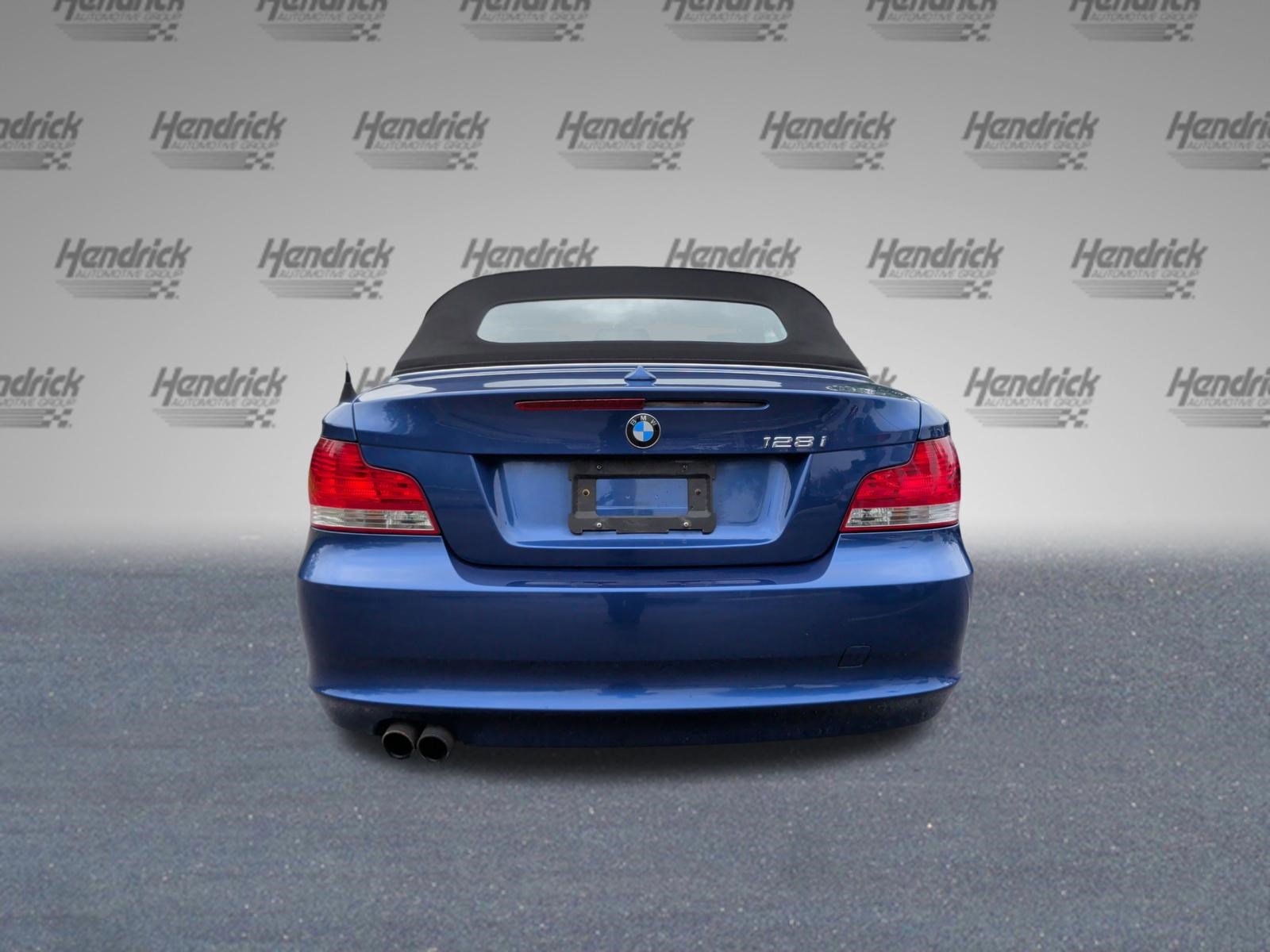 Used 2011 BMW 128i Convertible RWD image 8