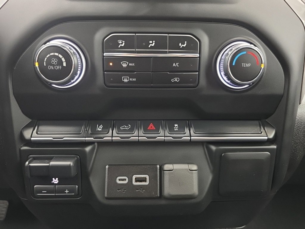 Used 2025 Chevrolet Silverado 2500 W/T image 32