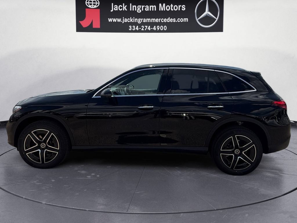 New 2026 Mercedes-Benz GLC 300 image 2