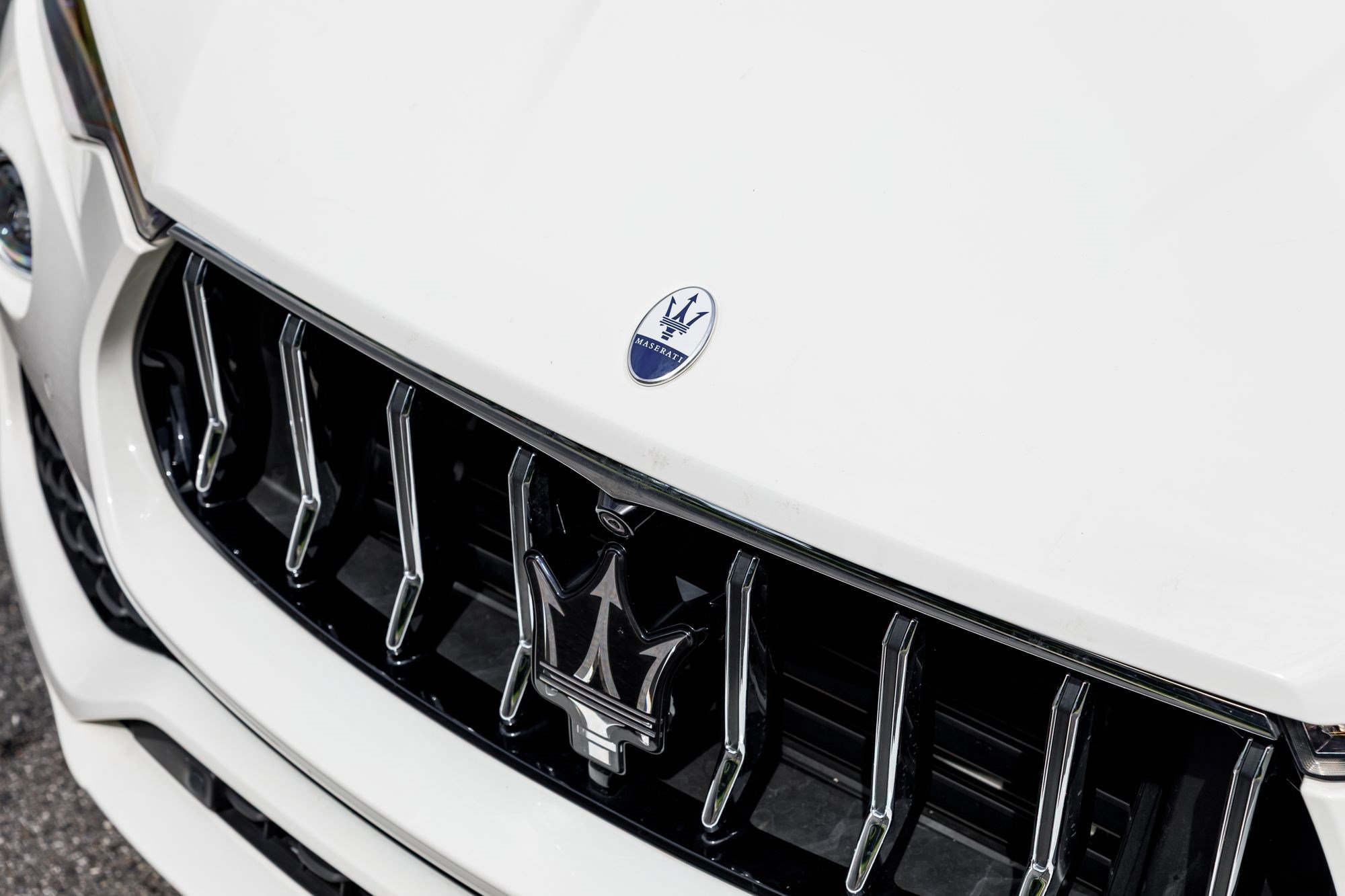 Used 2023 Maserati Levante GT AWD/4WD image 12