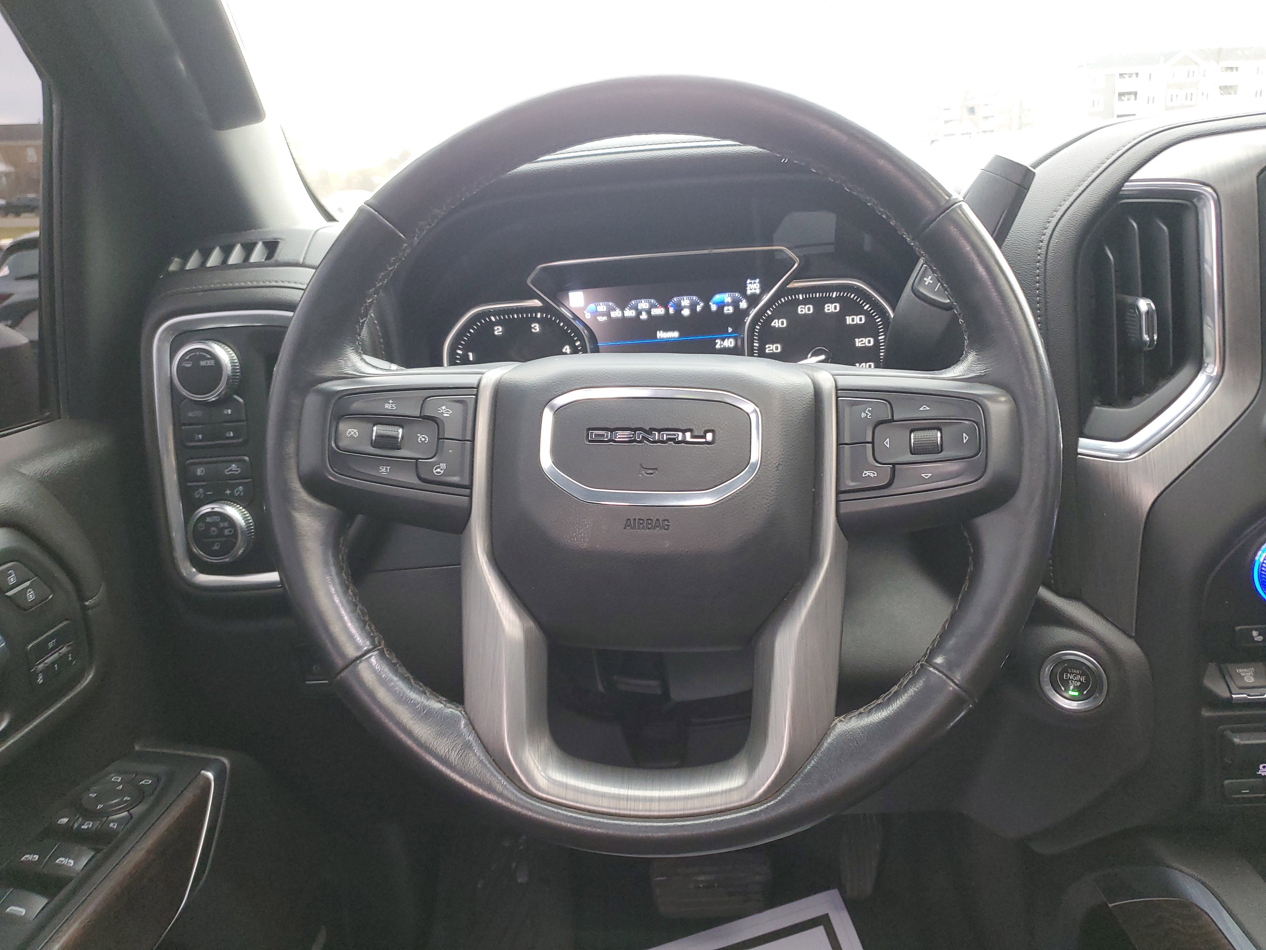 Used 2022 GMC Sierra 3500 Denali w/ Denali Ultimate Package image 13