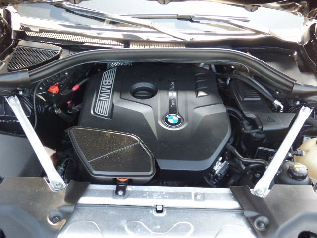 Used 2018 BMW X3 xDrive30i AWD/4WD image 11