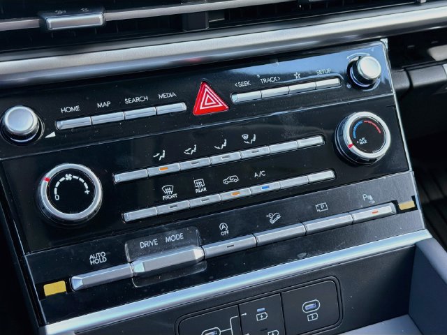 New 2027 Hyundai Santa Fe SE FWD image 15