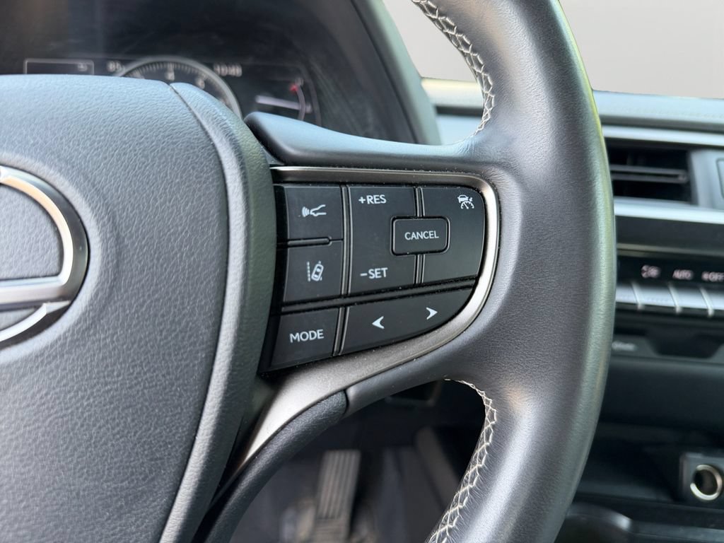 Used 2020 Lexus UX 200 w/ Accessory Package 2 FWD image 19