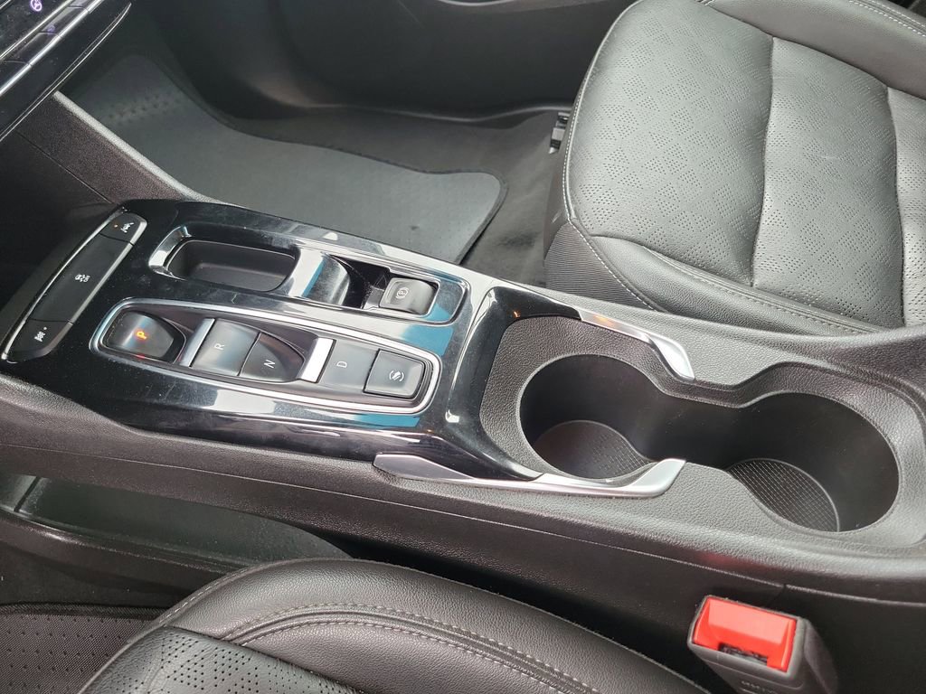 Used 2023 Chevrolet Bolt LT image 29