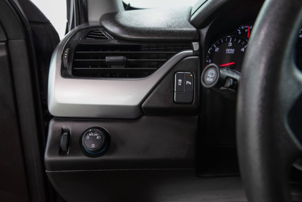 Used 2017 Chevrolet Tahoe 2WD image 20