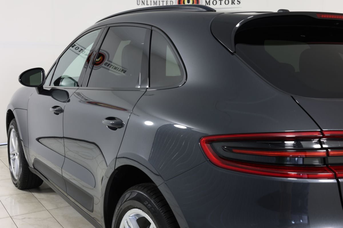 Used 2017 Porsche Macan S AWD/4WD image 47