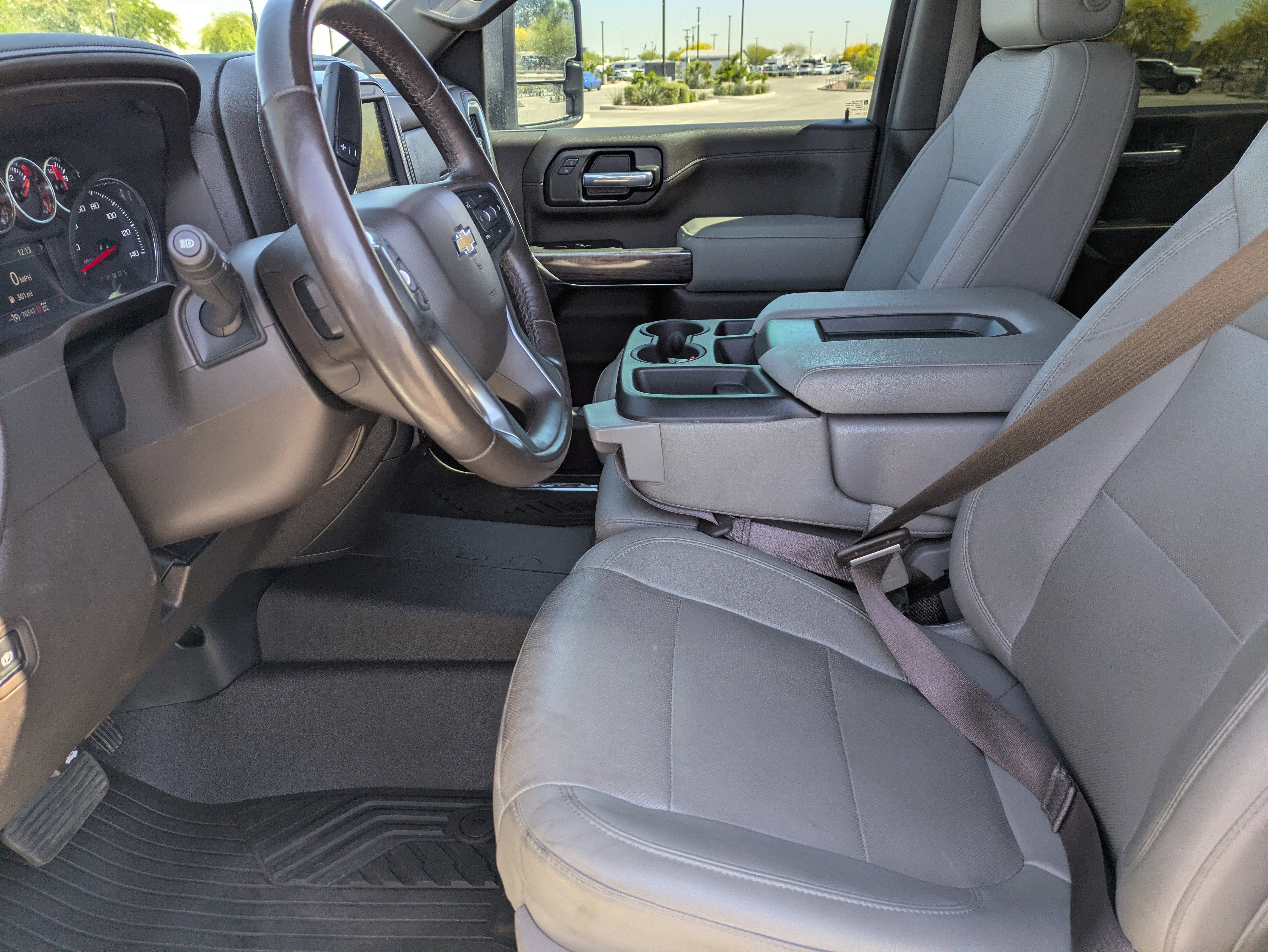 Used 2021 Chevrolet Silverado 3500 LTZ image 24