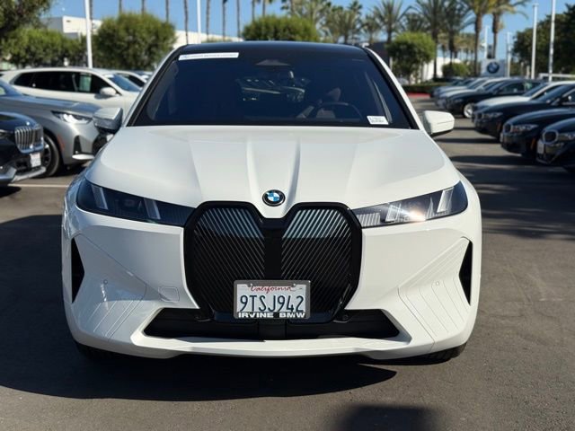 Used 2026 BMW iX xDrive60 image 4