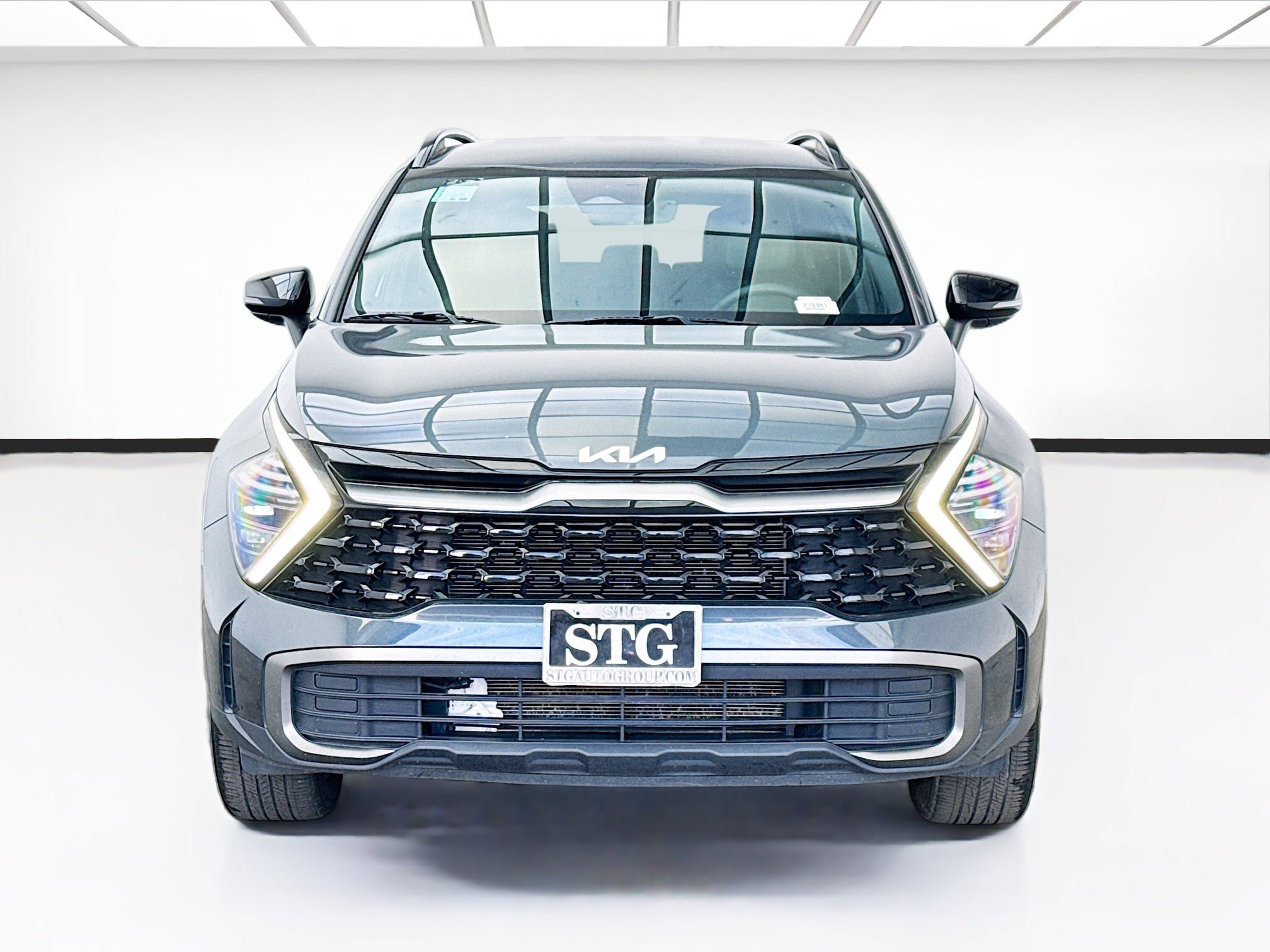 Used 2024 Kia Sportage X-Line AWD/4WD image 2