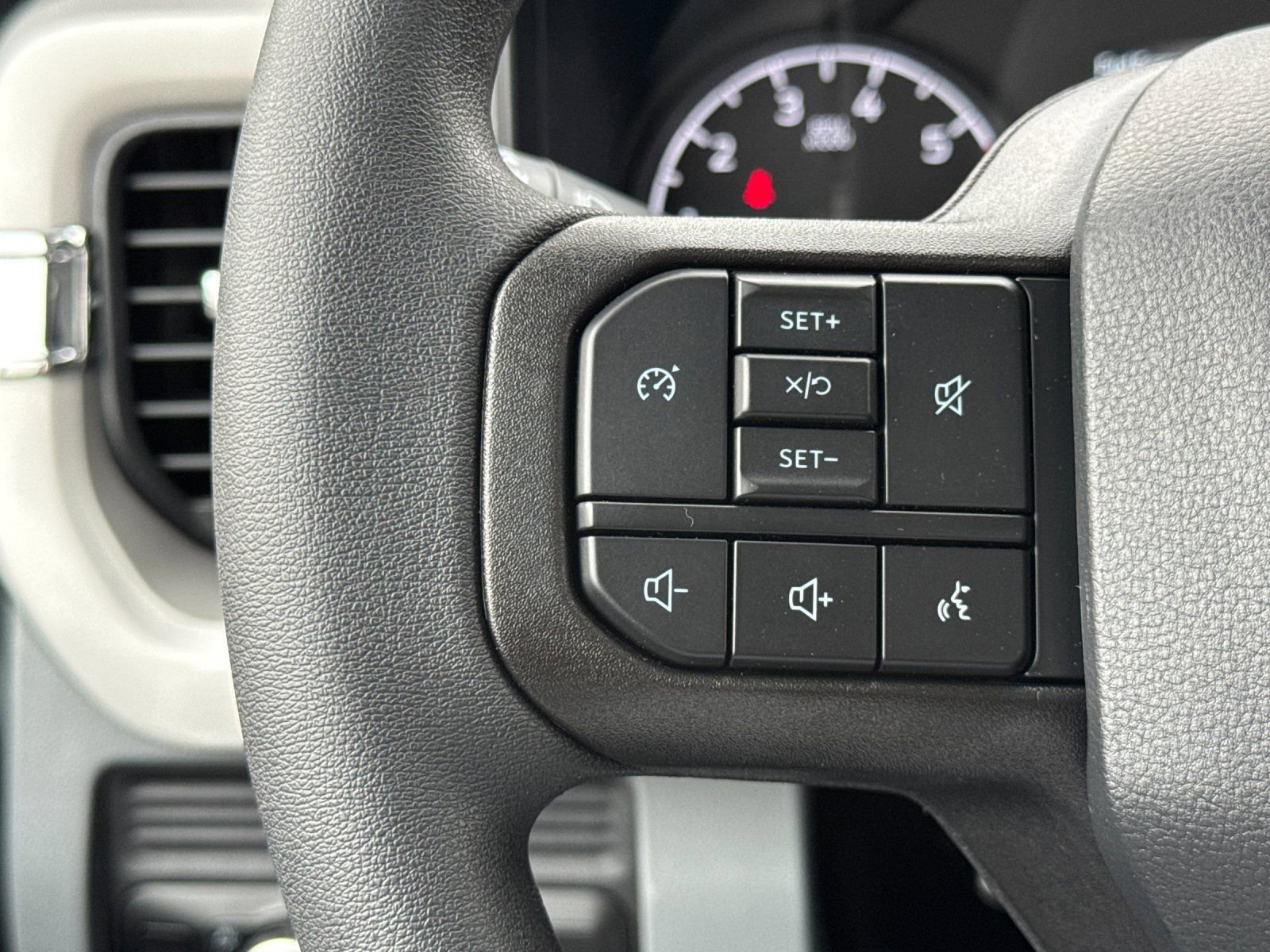 New 2026 Ford F250 XL w/ F-250 >10K GVWR Package image 23