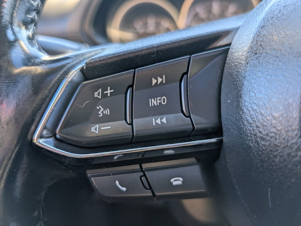 Used 2018 MAZDA CX-5 Touring w/ Preferred Equipment Package image 22