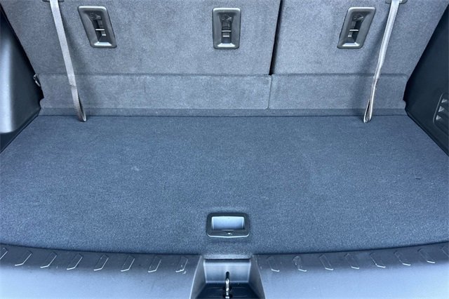 Used 2023 Chevrolet Traverse LT image 18