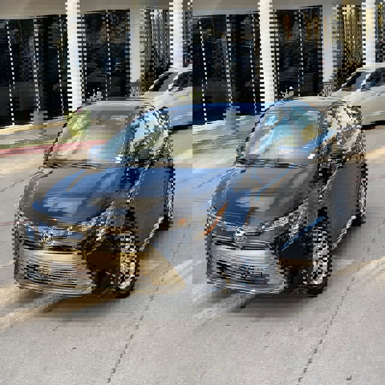 Used 2024 Toyota Corolla LE image 9