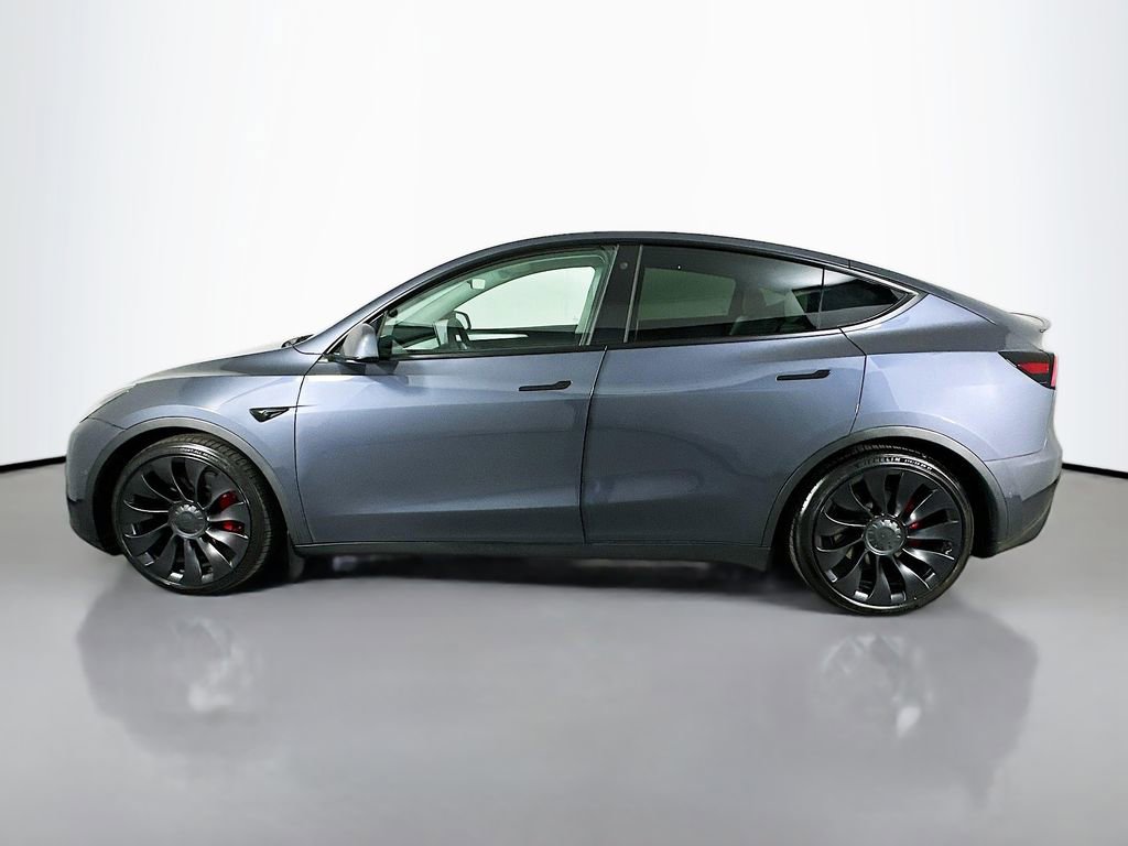 Used 2022 Tesla Model Y Performance image 2