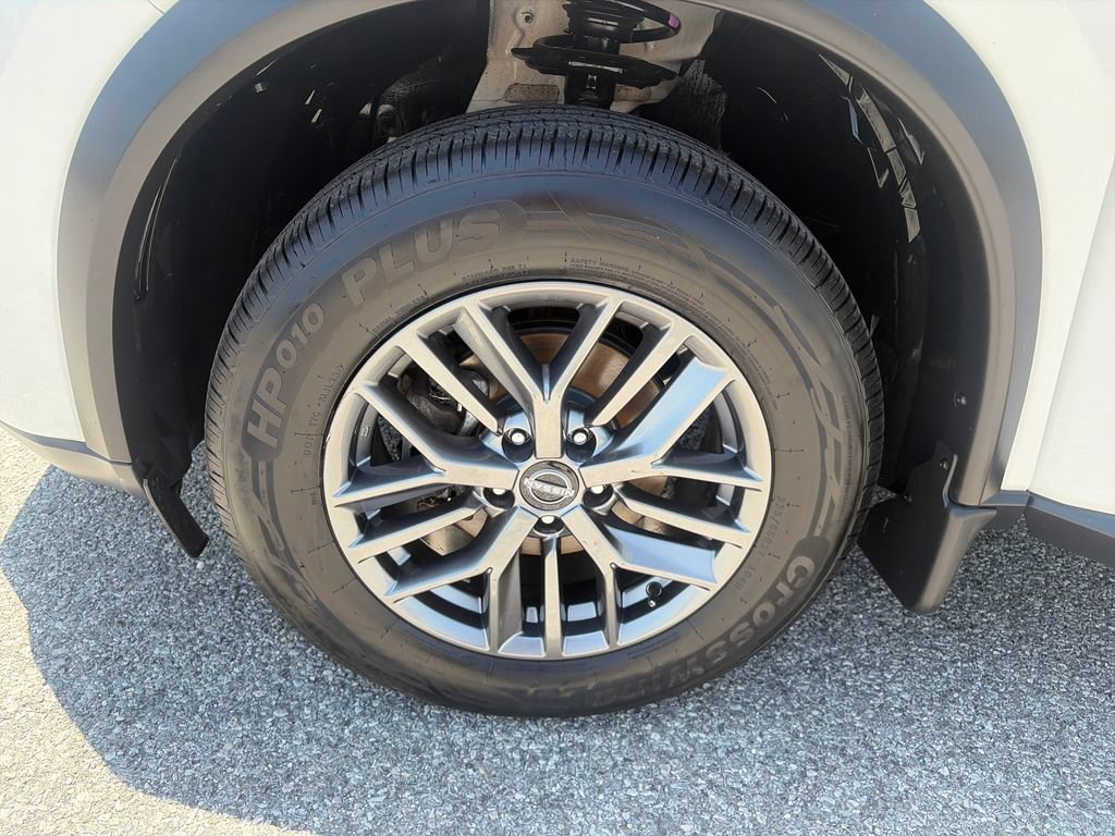 Used 2023 Nissan Rogue S AWD/4WD image 26
