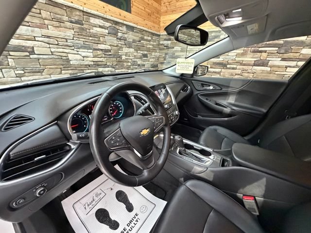 Used 2016 Chevrolet Malibu LT w/ Leather Package FWD image 12