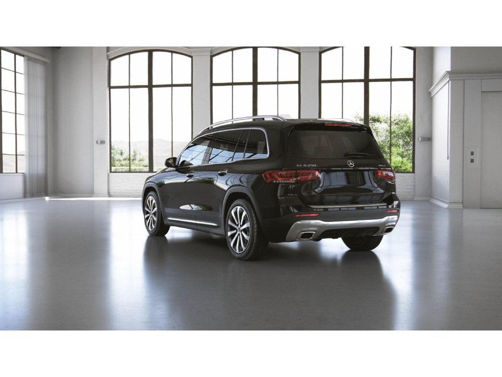 Used 2022 Mercedes-Benz GLB 250 4MATIC image 29