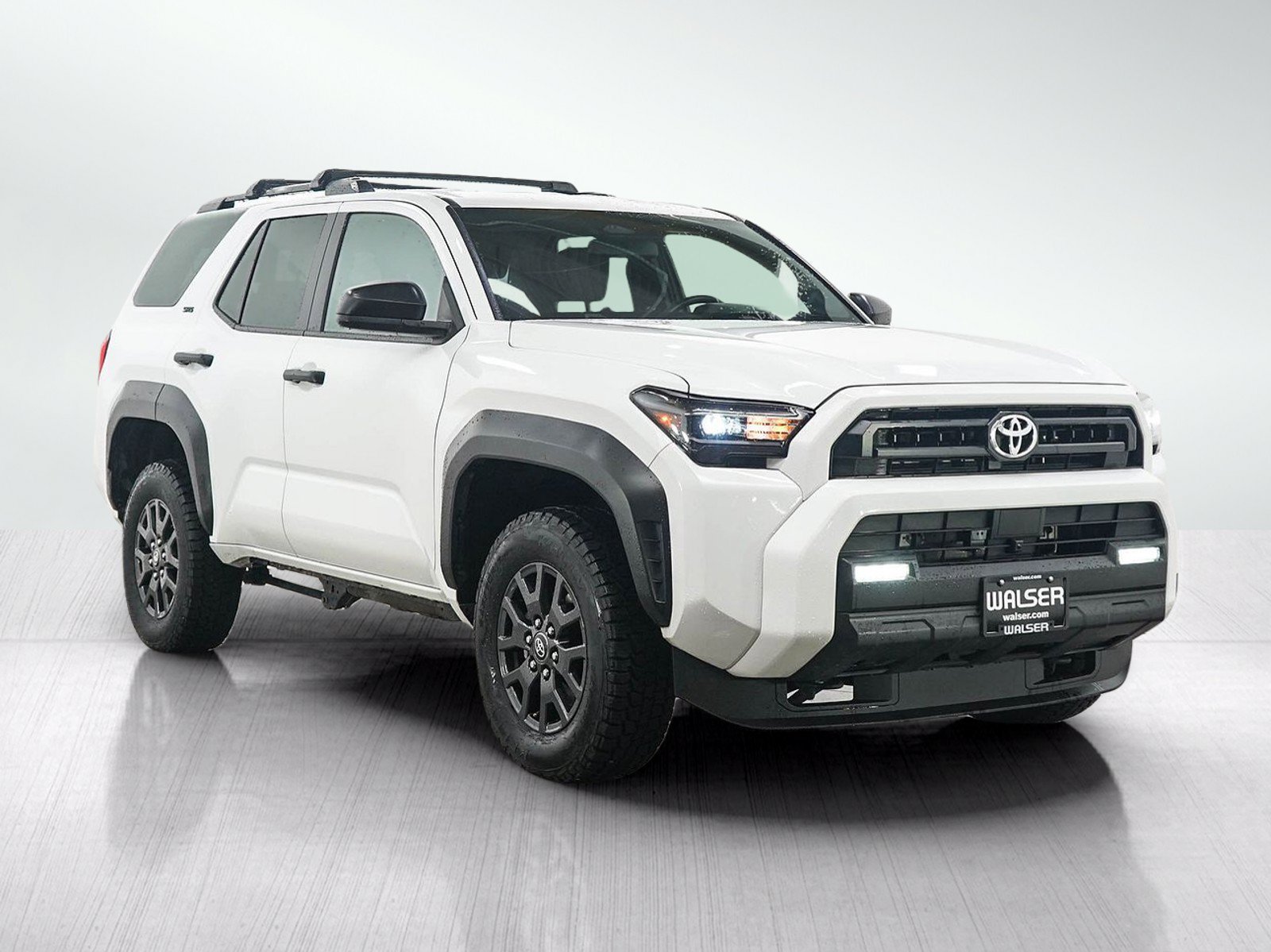 Used 2025 Toyota 4Runner SR5 AWD/4WD image 7