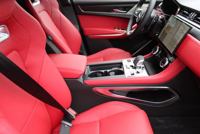 New 2026 Jaguar F-PACE R-Dynamic S image 3