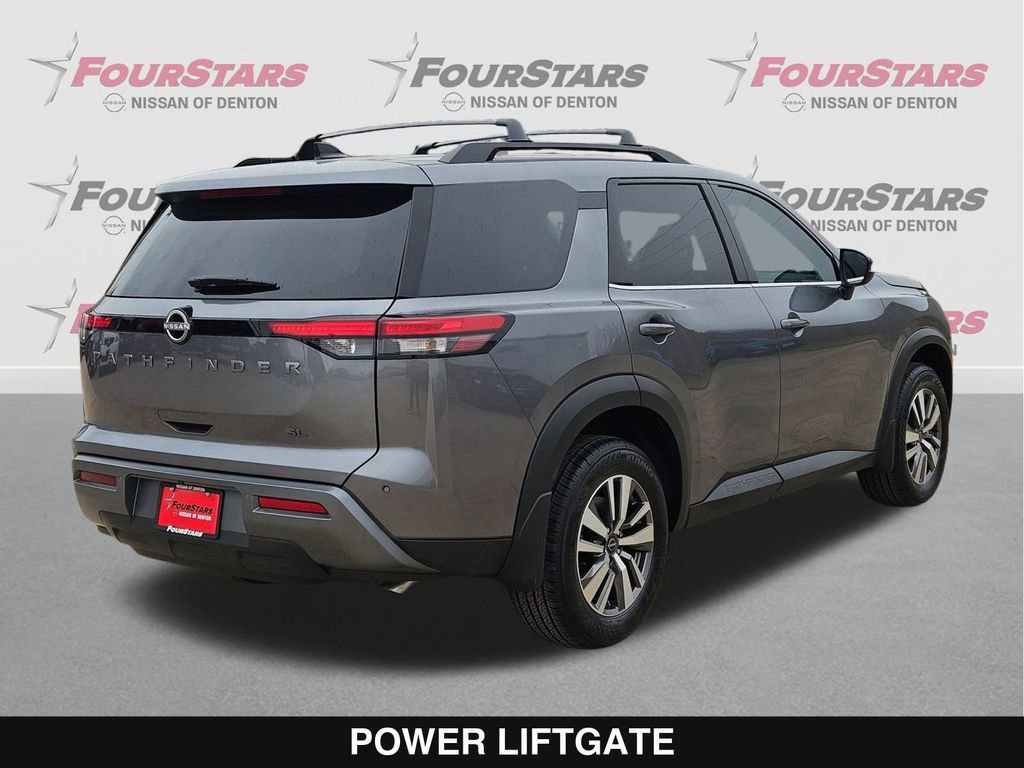 New 2026 Nissan Pathfinder SL image 4