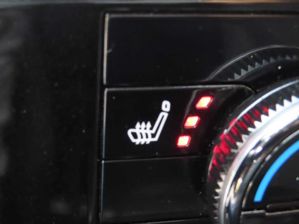 Used 2024 Nissan Pathfinder SV AWD/4WD image 9