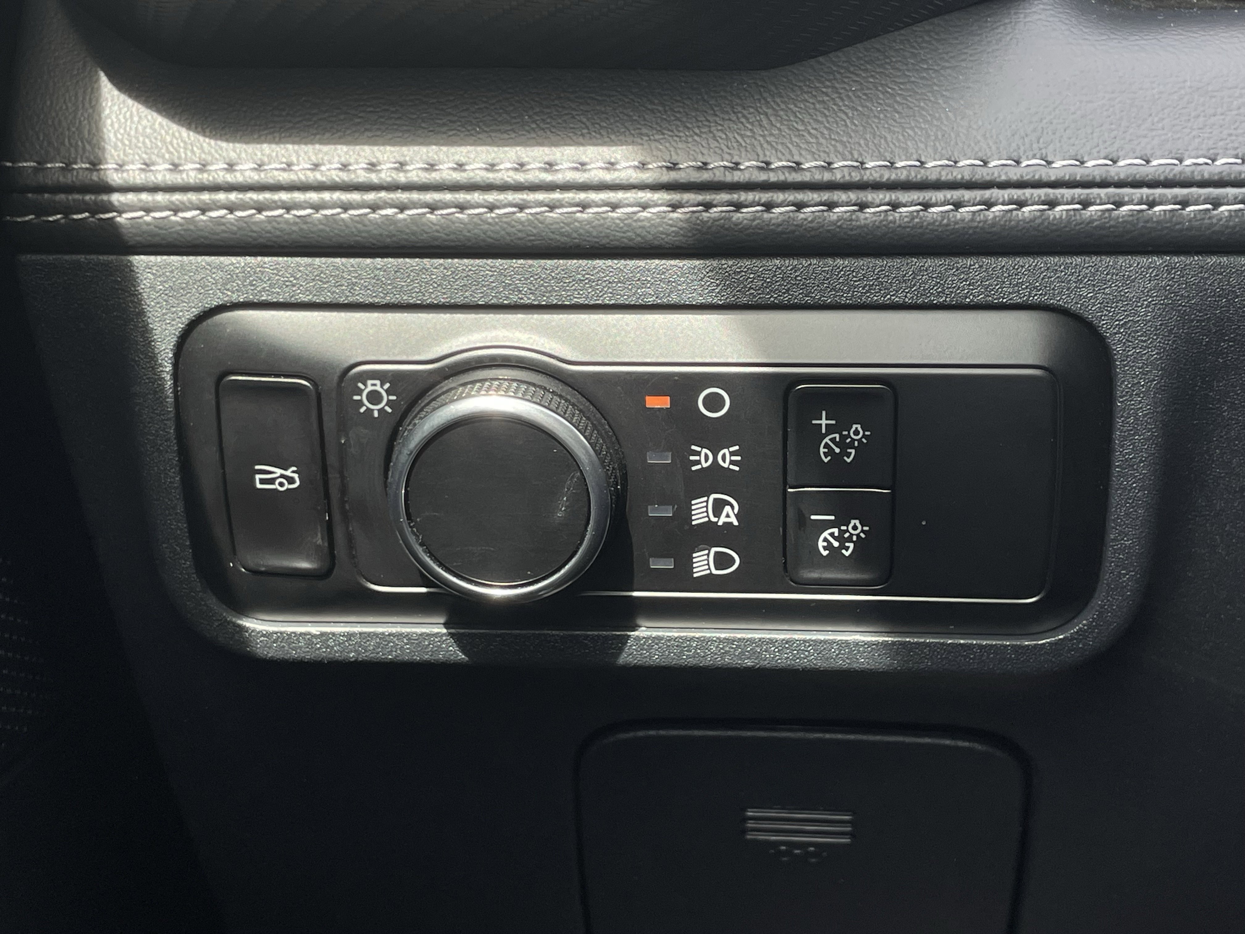 Used 2025 Ford Mustang Premium image 29