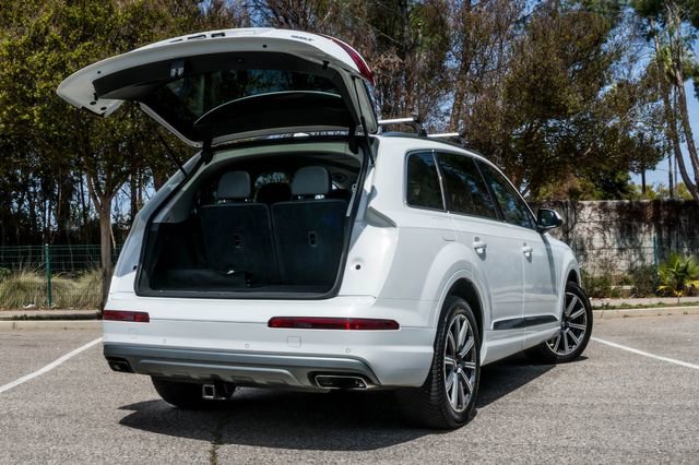 Used 2017 Audi Q7 3.0T Premium AWD/4WD image 7
