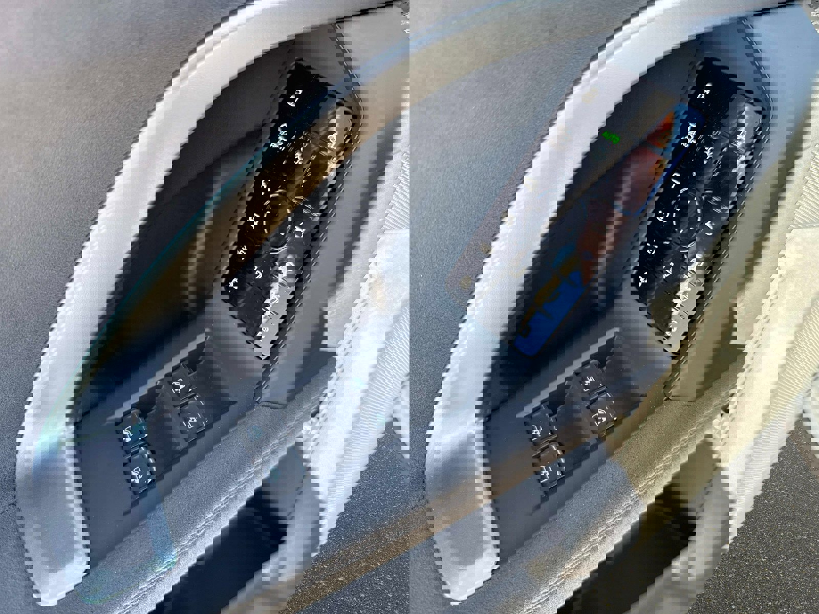 New 2025 Audi SQ5 Premium Plus image 17