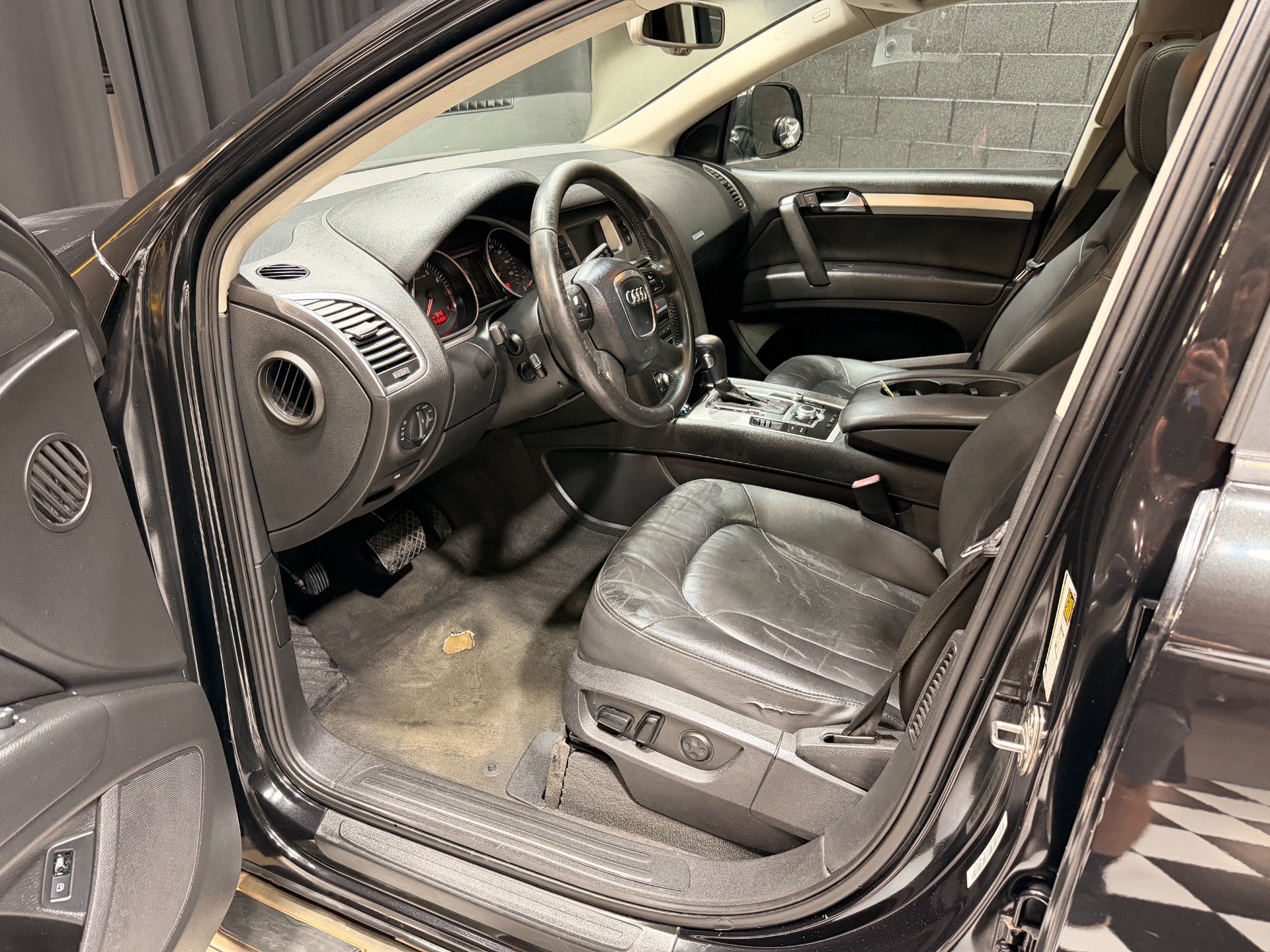 Used 2008 Audi Q7 3.6 AWD/4WD image 3