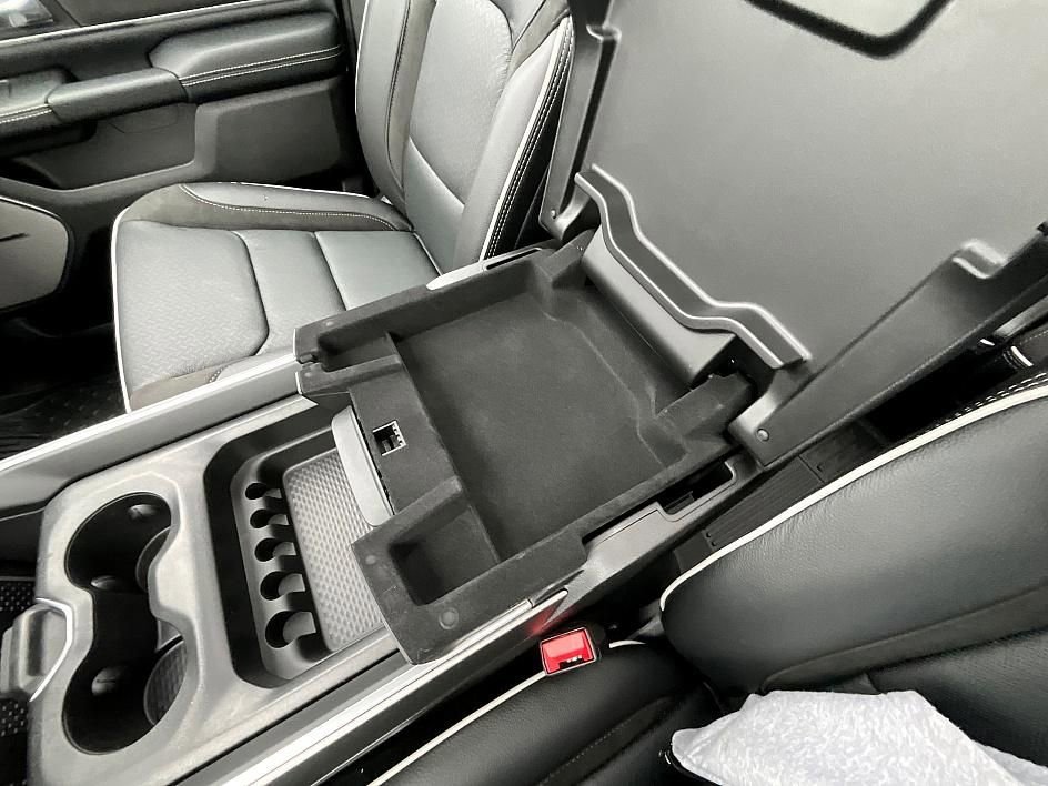 New 2026 RAM 1500 Laramie w/ Night Edition image 31