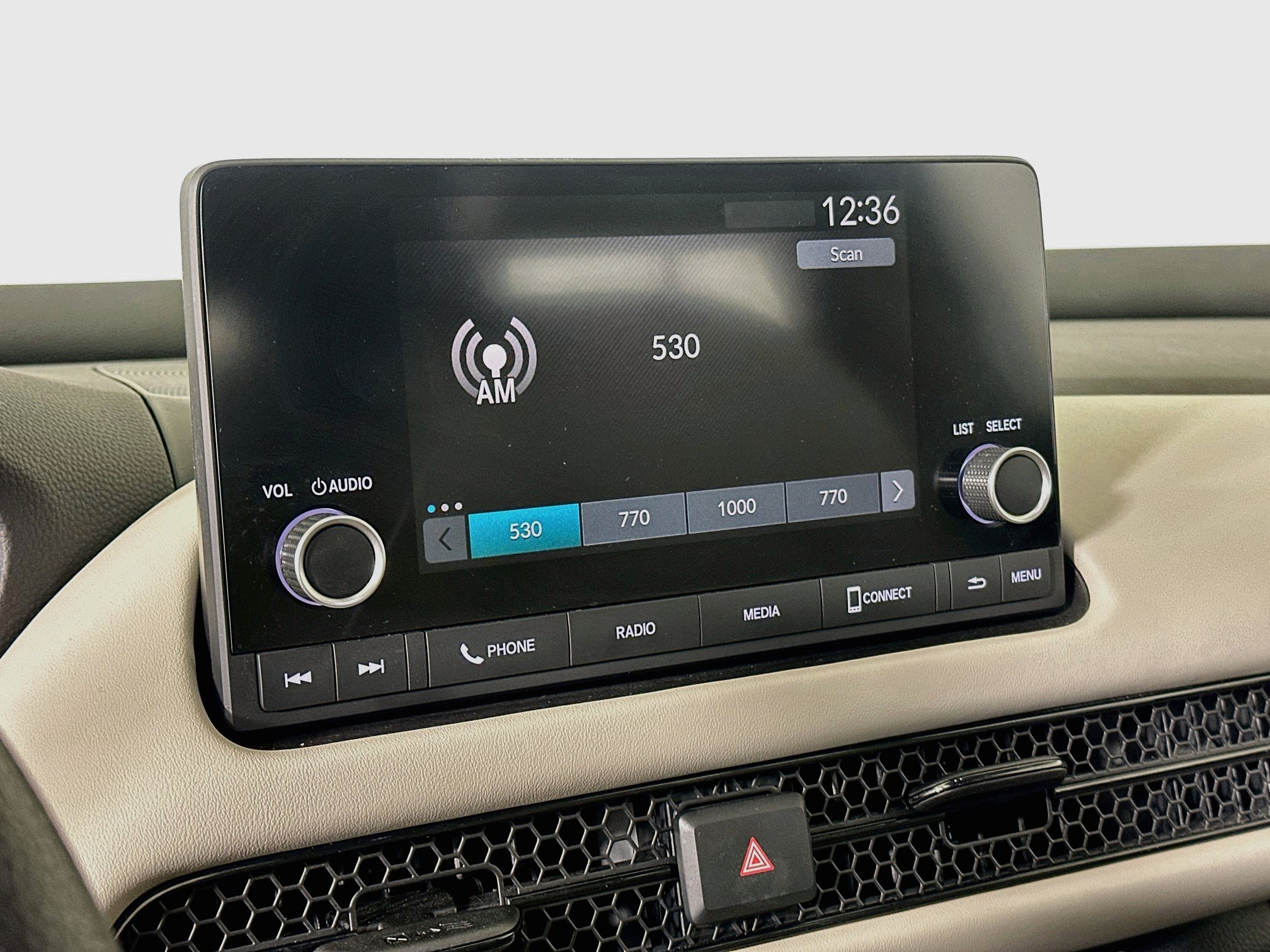 Used 2023 Honda HR-V LX image 19
