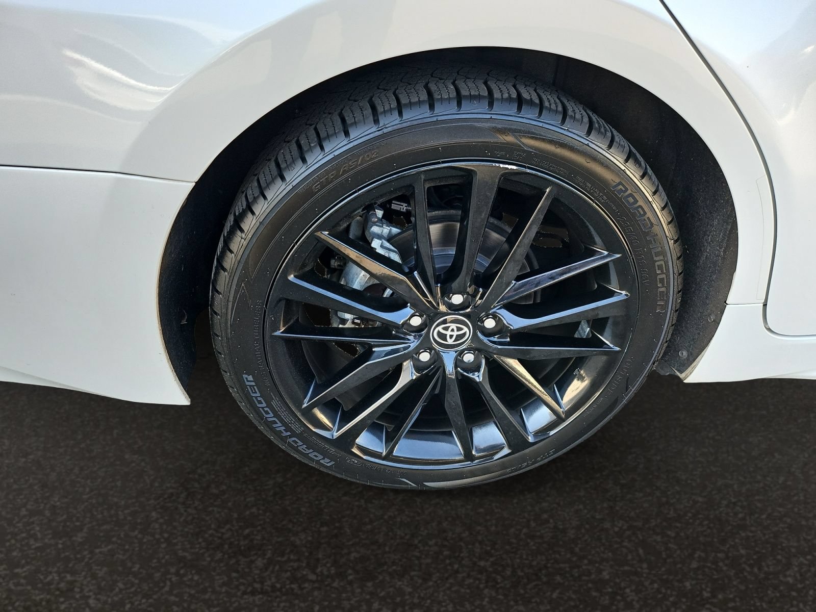 Used 2021 Toyota Camry XSE FWD image 37