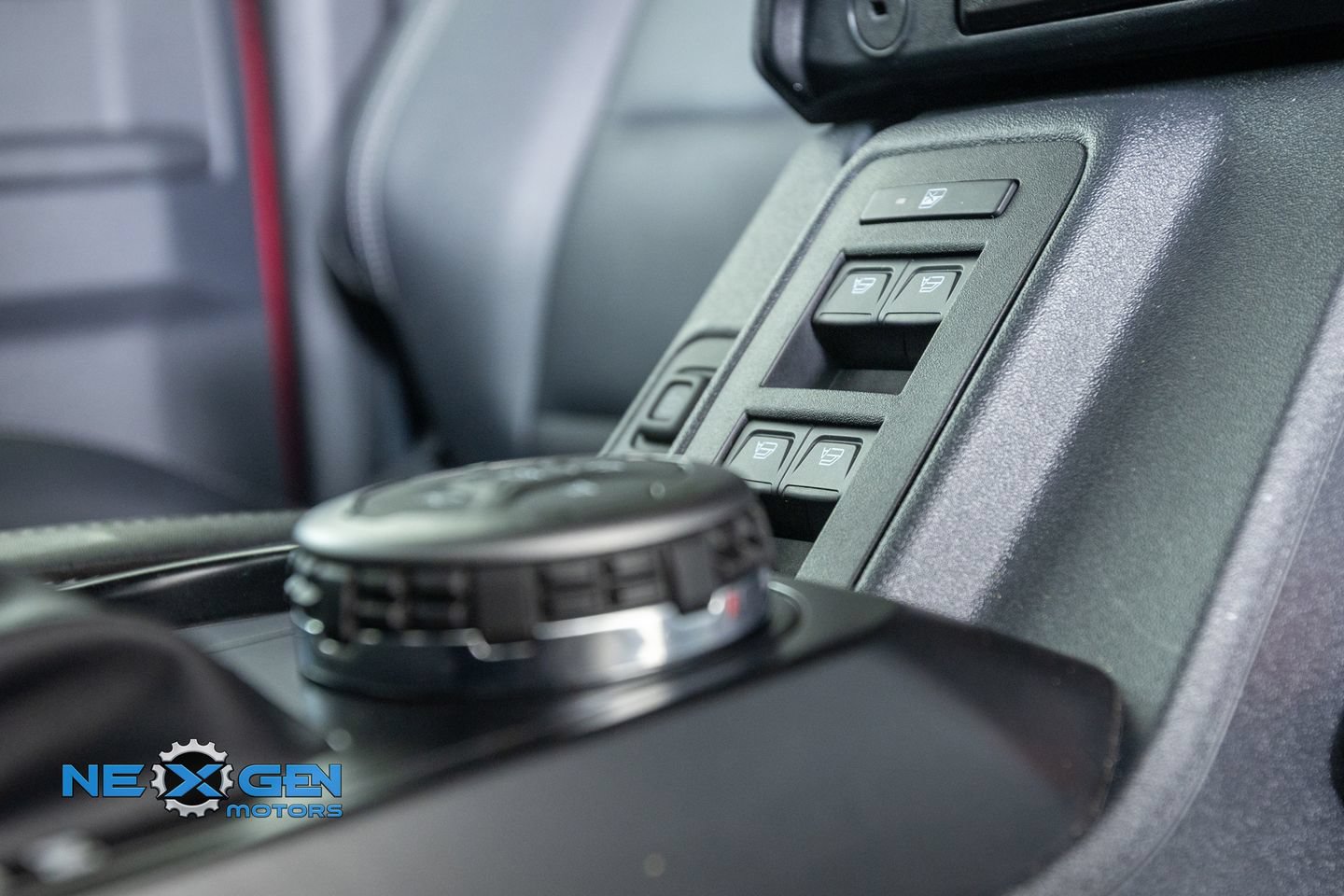 Used 2025 Ford Bronco Badlands AWD/4WD image 28