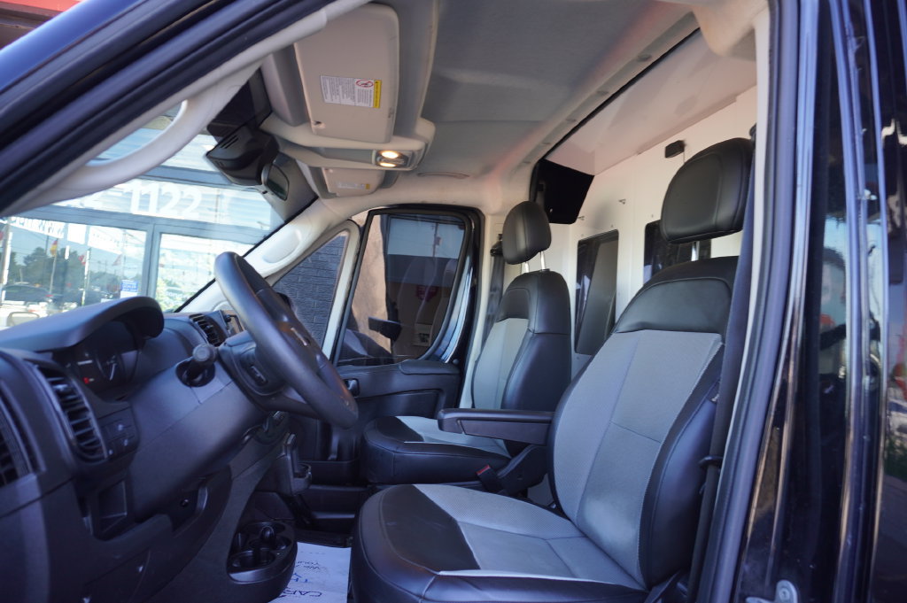 Used 2022 RAM ProMaster 1500 w/ Convenience Group FWD image 2