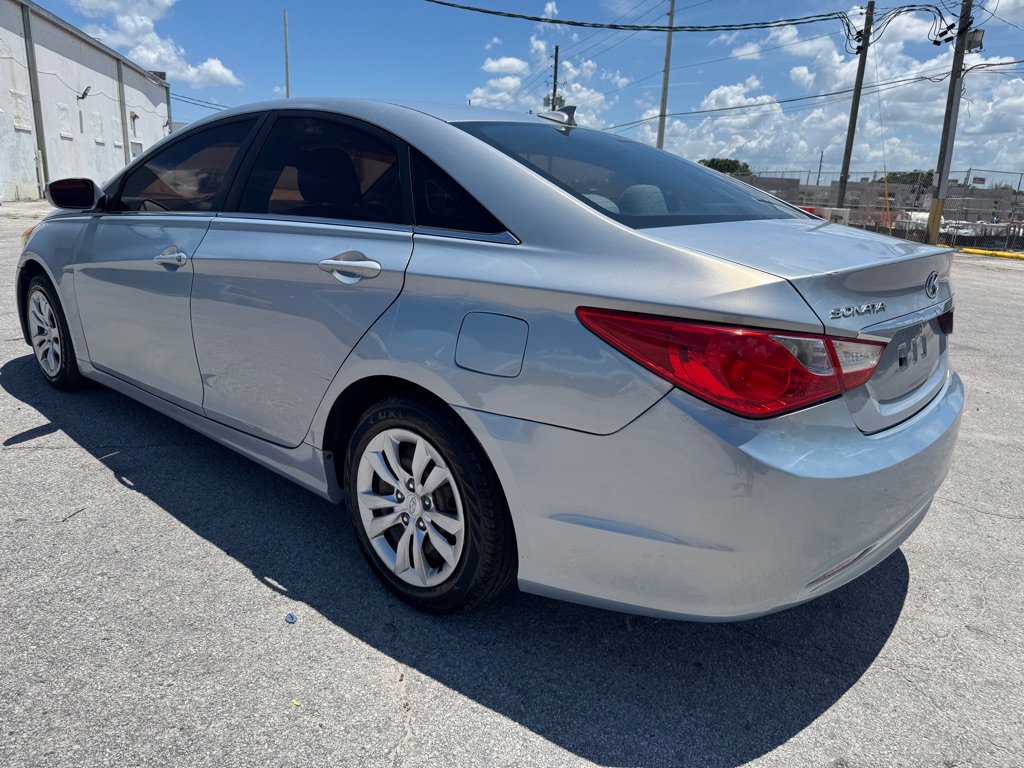 Used 2013 Hyundai Sonata GLS image 6