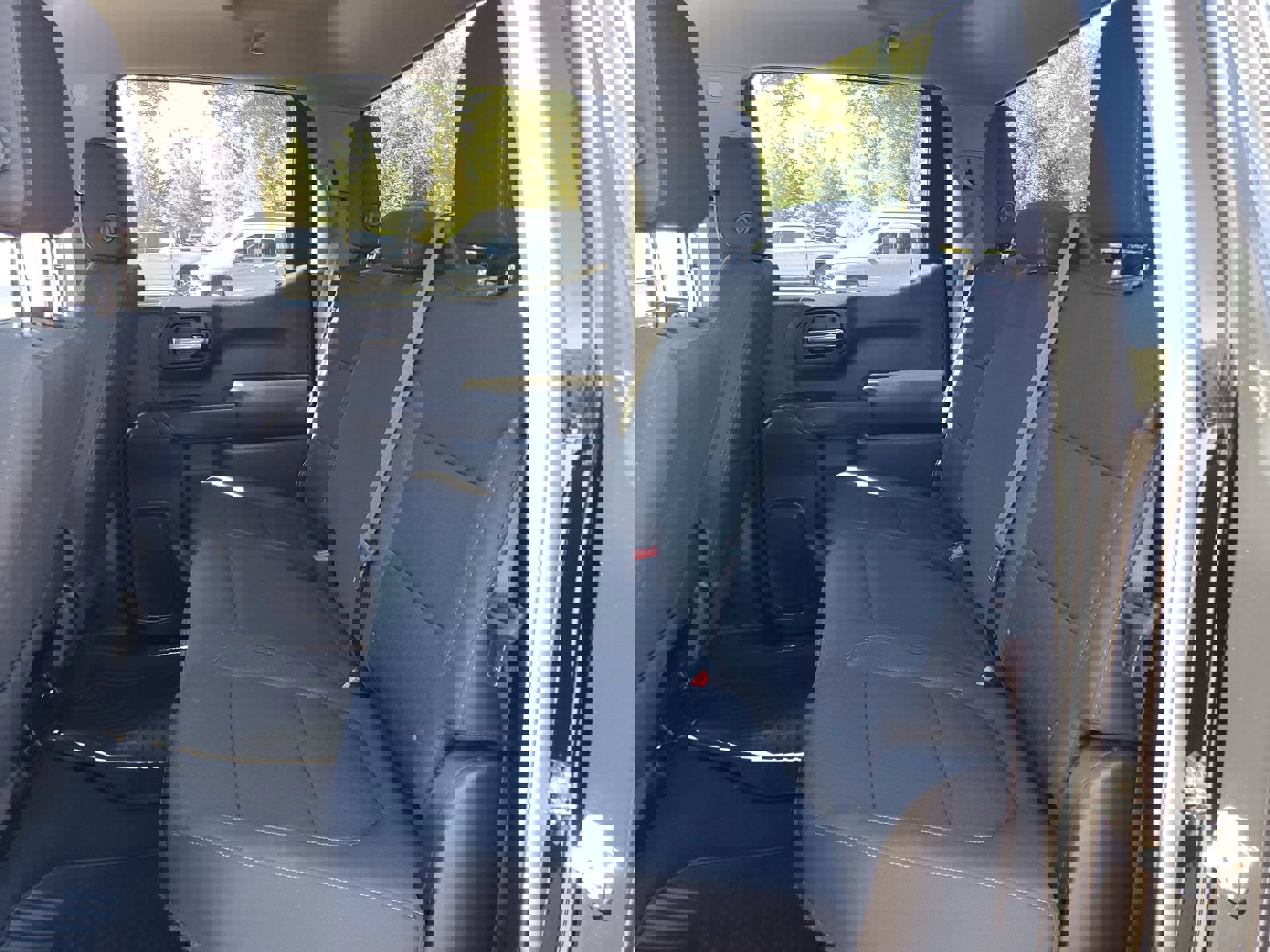 Used 2022 Chevrolet Silverado 1500 Custom w/ Safety Confidence Package image 85