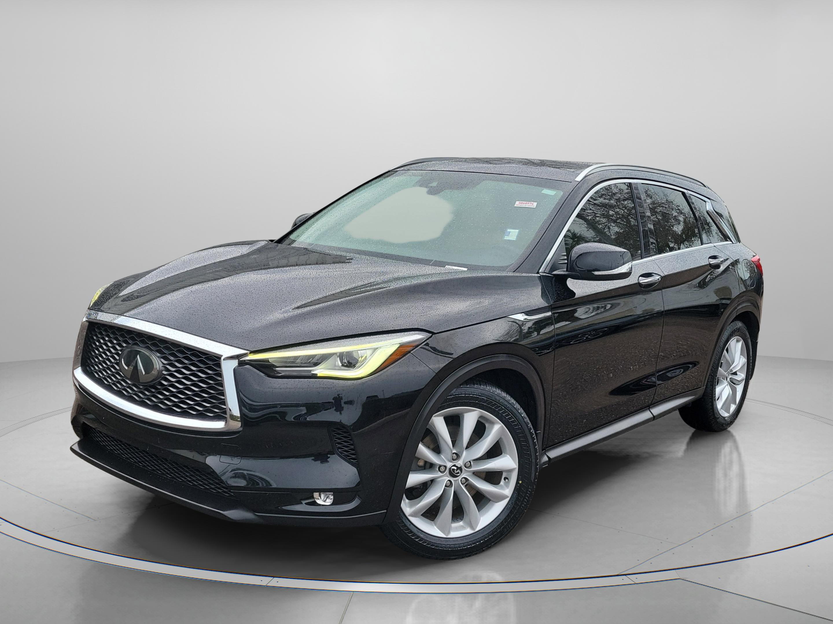 Used 2019 INFINITI QX50 Luxe w/ Cargo Package image 2
