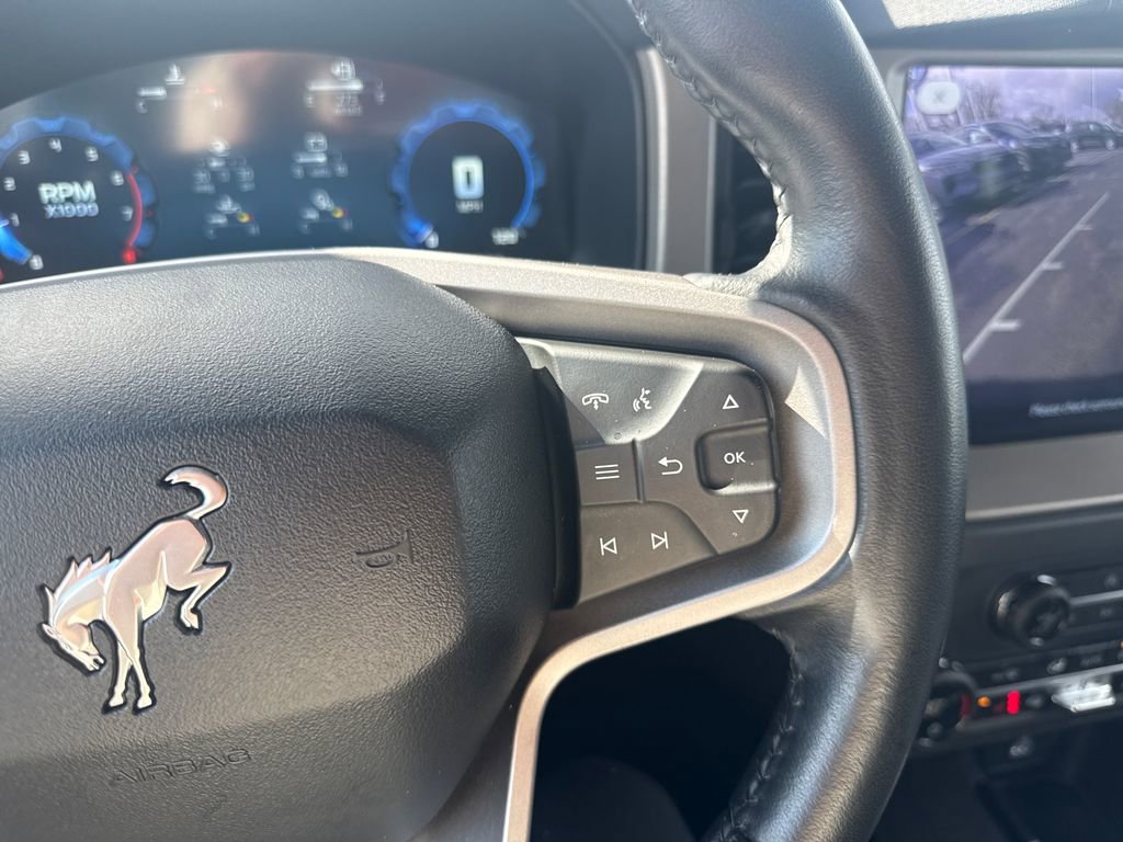 Used 2025 Ford Bronco Outer Banks image 43