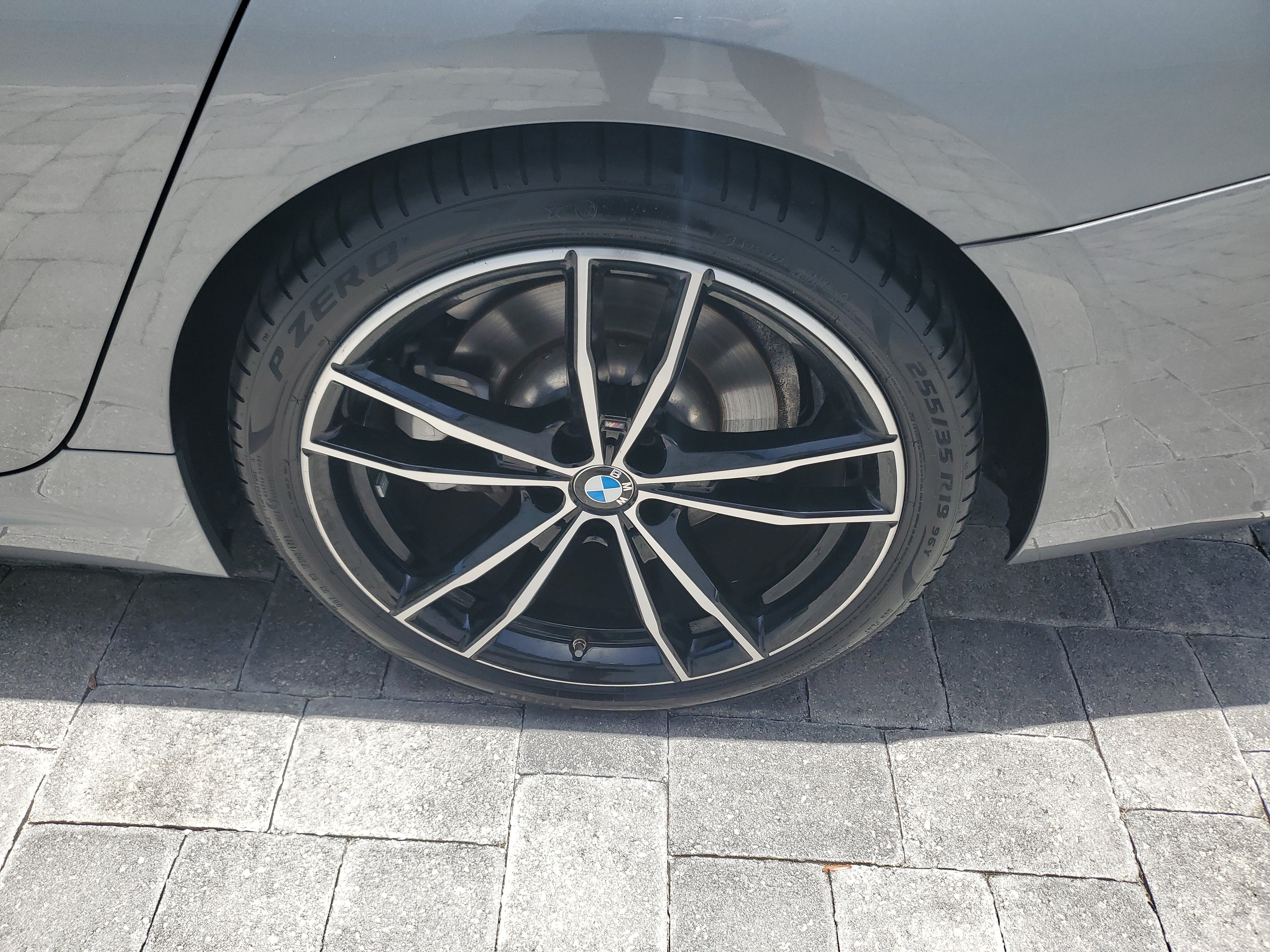 Used 2024 BMW 330i Sedan w/ M Sport Package RWD image 7