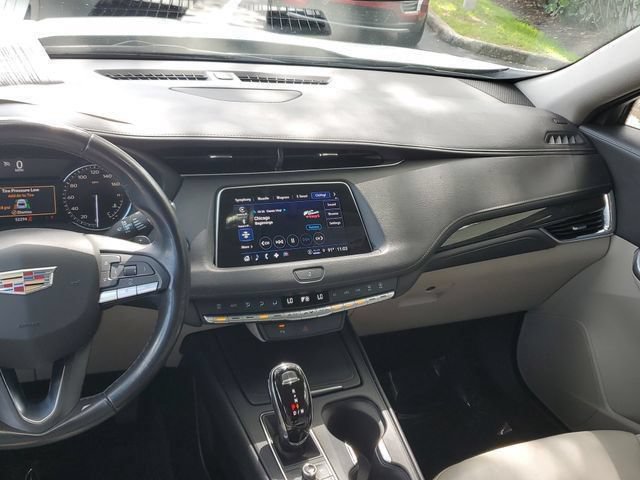 Certified 2022 Cadillac XT4 Premium Luxury w/ Safety Alert Package FWD image 18