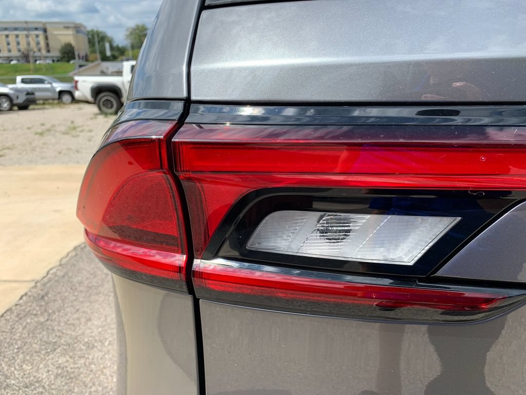 Used 2026 Toyota Grand Highlander AWD Hybrid image 34