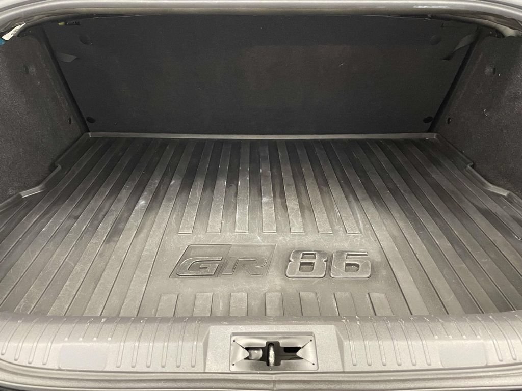 Used 2025 Toyota GR86 Premium w/ ALL Weather Mat Package (TMS) RWD image 21