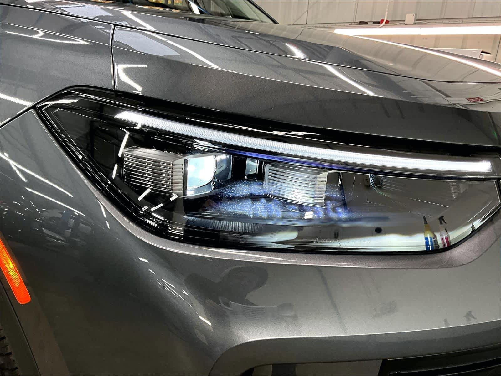 New 2026 Volkswagen Tiguan SE AWD/4WD image 32
