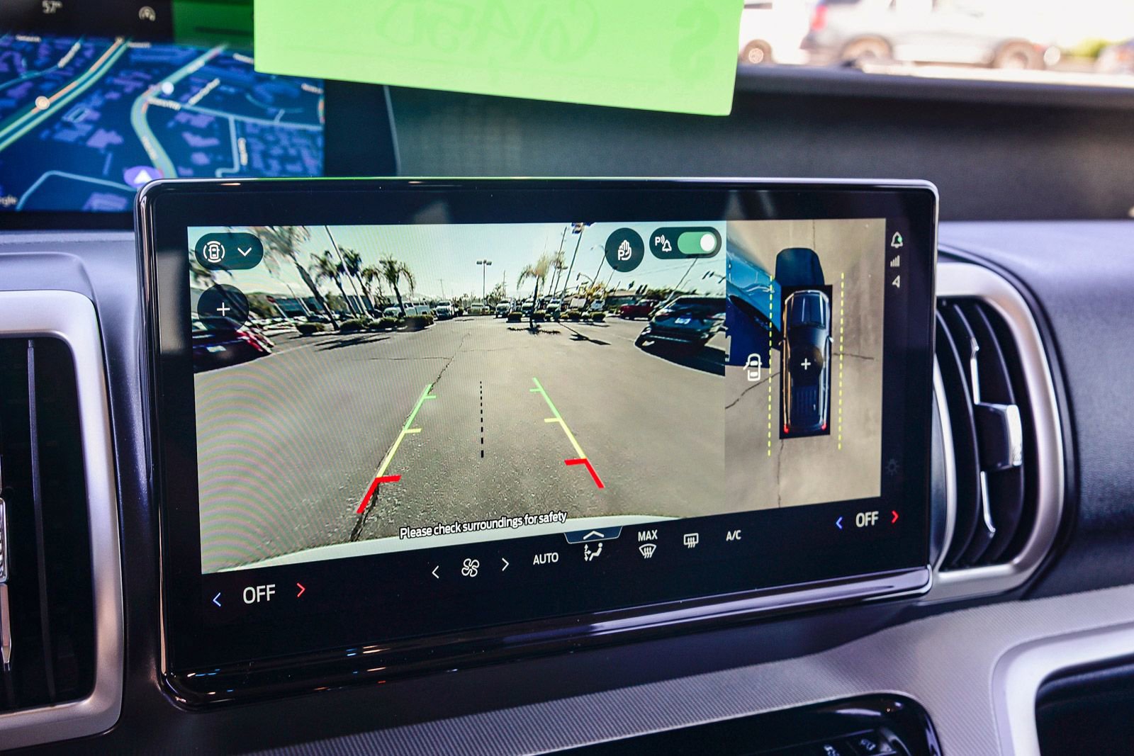 Used 2025 Ford Expedition Active image 25