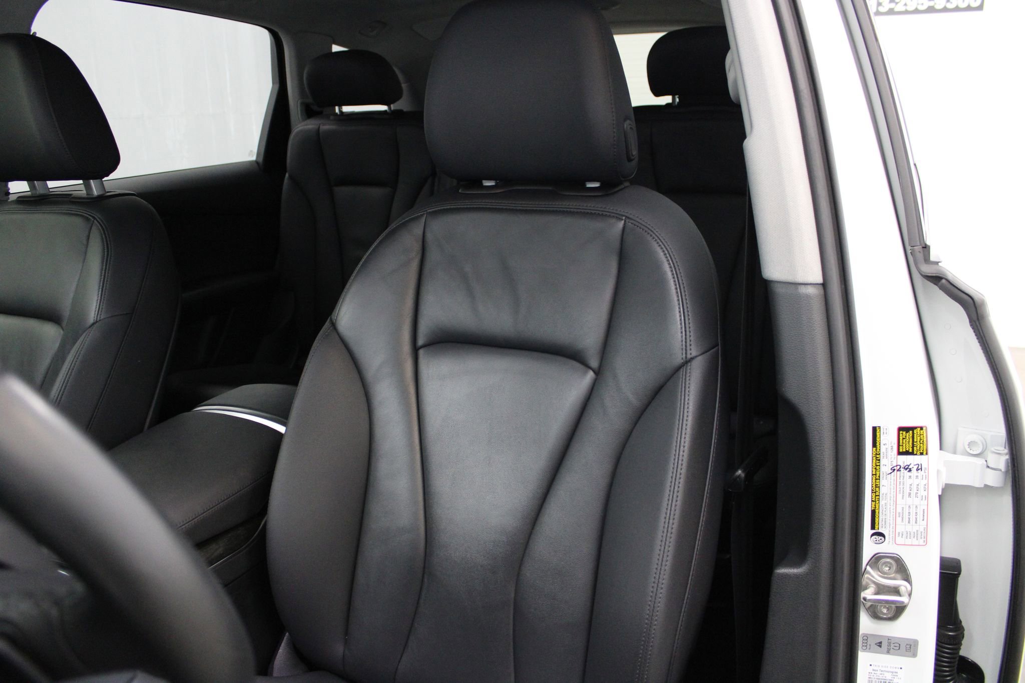 Used 2023 Audi Q7 3.0T Premium Plus AWD/4WD image 18