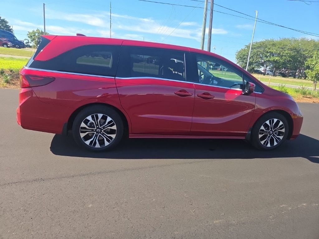 Used 2025 Honda Odyssey Elite image 14