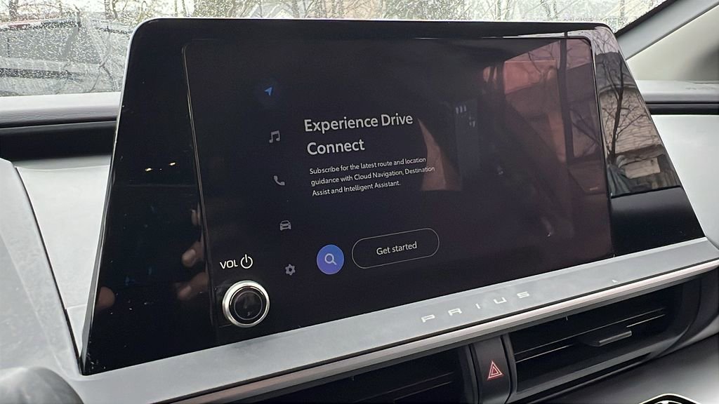 Used 2024 Toyota Prius LE image 29
