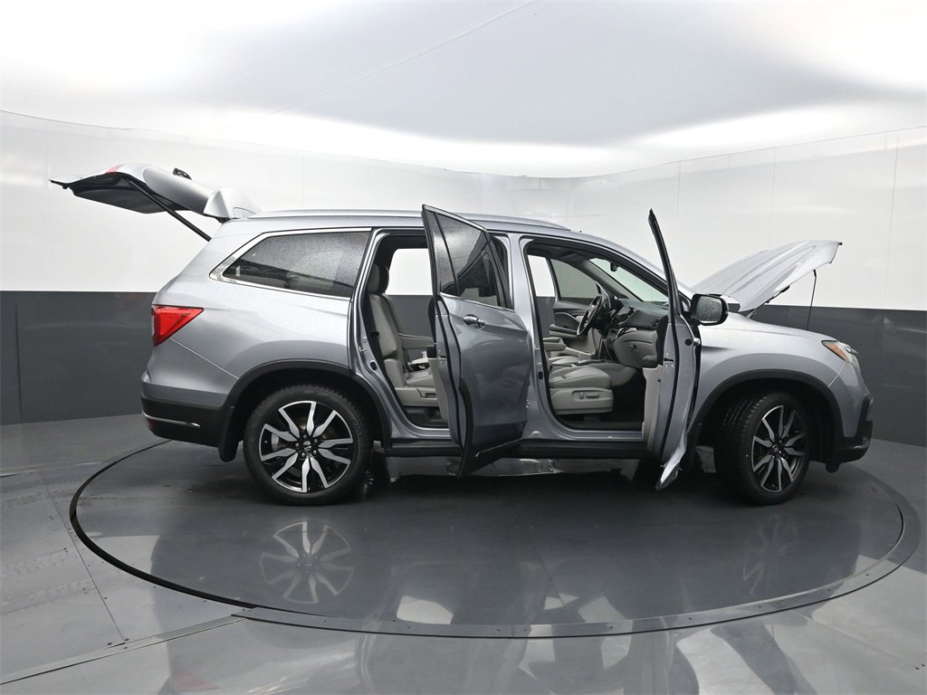 Used 2020 Honda Pilot Touring image 41