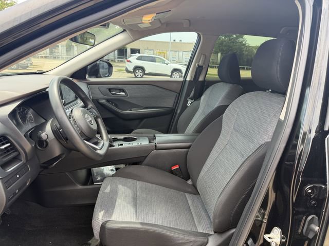 Used 2023 Nissan Rogue SV FWD image 24